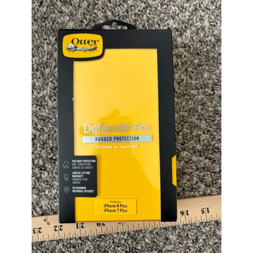 OtterBox Defender Pro Rugged case for iPhone 8+/7+